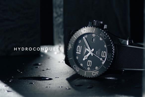 Ra Mắt Đồng Hồ Lặn Longines HydroConquest Full Black Ceramic