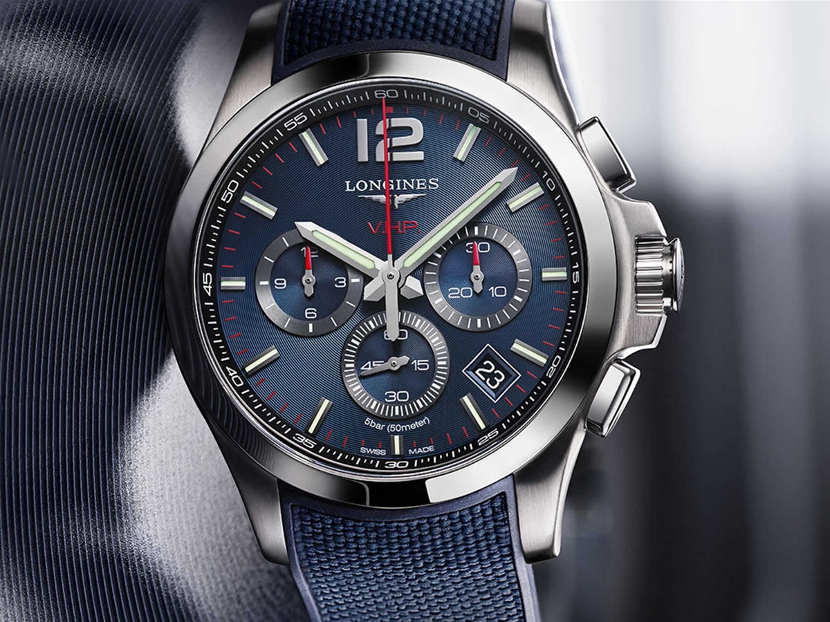Đồng hồ thể thao quartz Longines Conquest V.H.P Chronograph